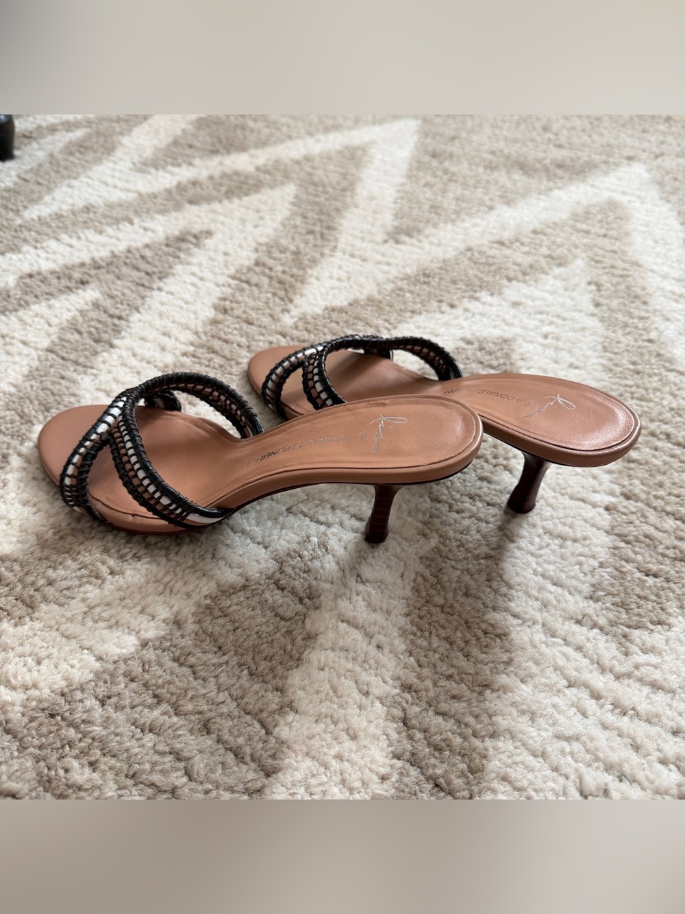 Lisa for Donald J. Pliner Pasion Hand Woven Slide Sandal_Multicolor Size- 7.5 - Picture 2 of 7